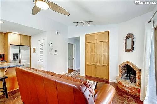 5th image of 2704 Saint Edwards Cir #B