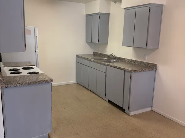 36 S Rogers Ln, Fresno, CA