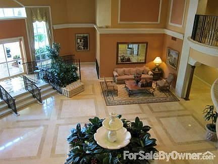 Lobby : Beautifully appointed lobby of Townsend Place.