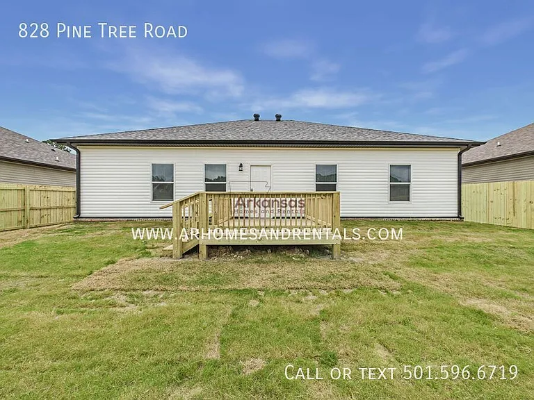 828 Pine Tree Rd — Photo 17