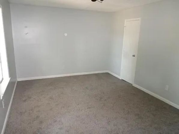 5945 Swaying Pine Ln, Memphis, TN 38115