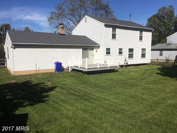 4th image of 15824 Buena Vista Dr