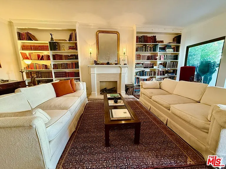637 Wilcox Ave #2D — Photo 7