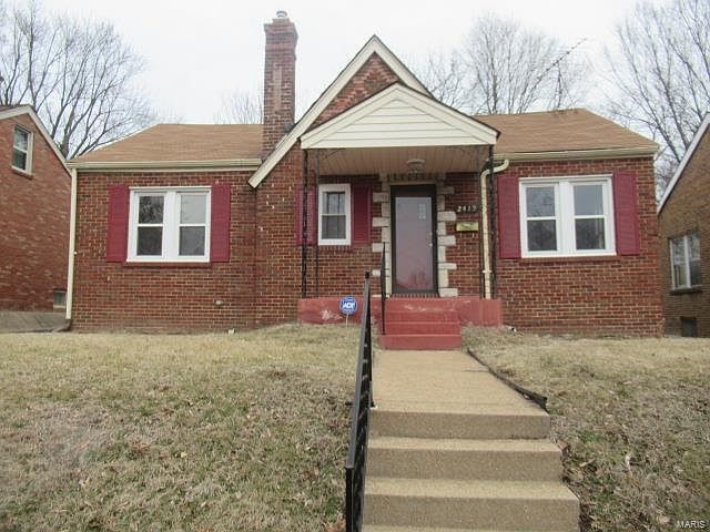 1st image of 2419 Akins Dr