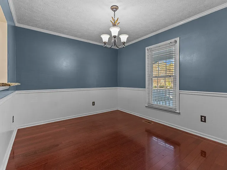 6824 Saint Julian Way — Photo 11