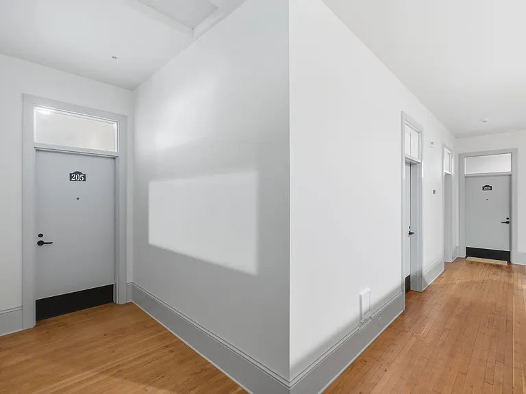 455 Court St NE #204 — Photo 18