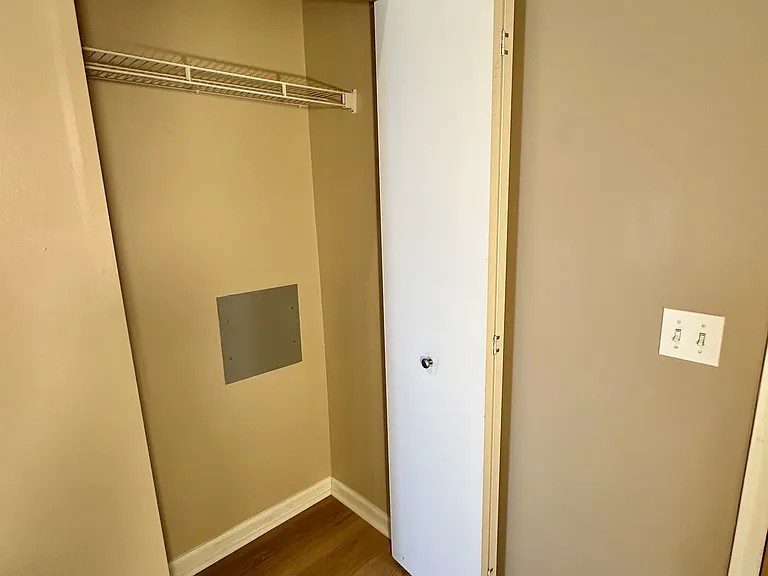 1122 W Catalpa Ave #1005 — Photo 11