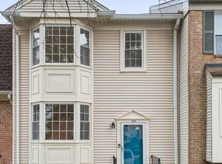 157 Lazy Hollow Dr, Gaithersburg, MD 20878