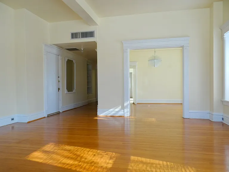 4 N Kingshighway Blvd #3D — Photo 5