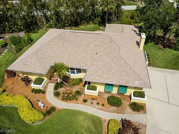 3rd image of 15838 Gleneagle Ct