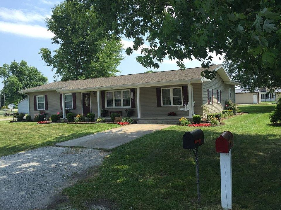 1st image of 200 W Fort Dr