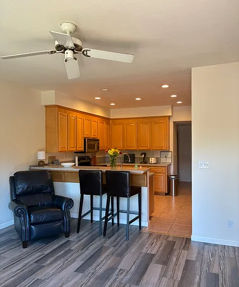 917 Arrowhead Ter — Photo 5
