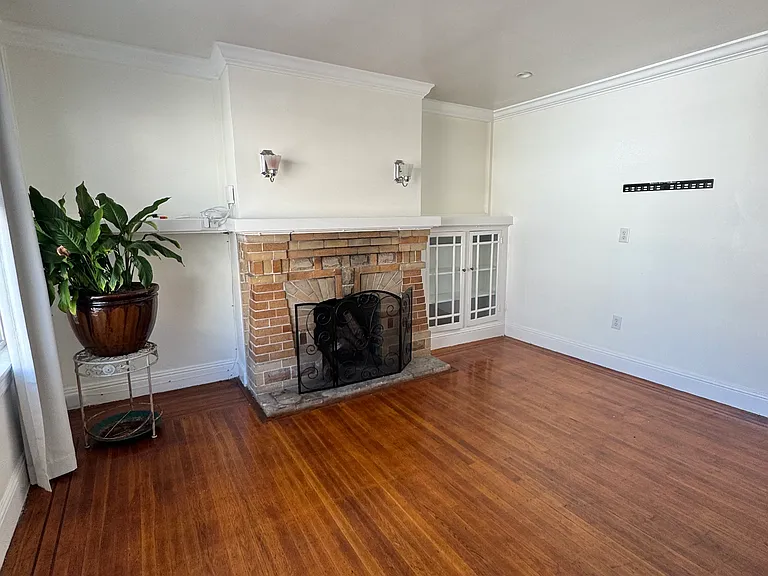118 Porter St #1 — Photo 6