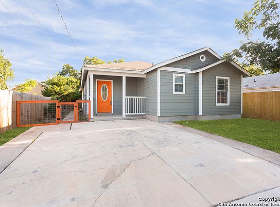 3rd image of 124 Canadian St