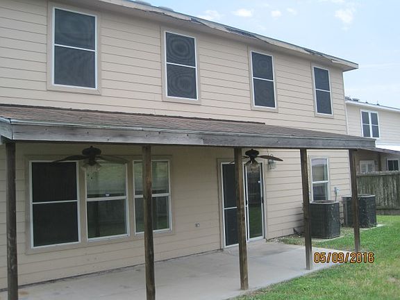 2nd image of 2408 Taft St