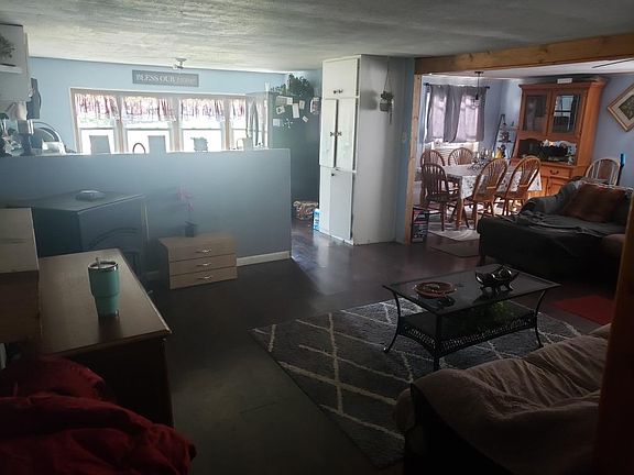 2nd image of 15015 Cardinal St #204