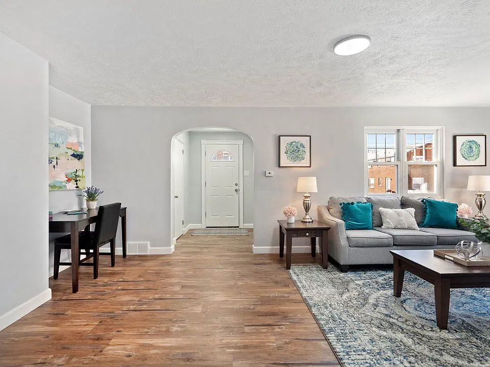 707 Archer Ave