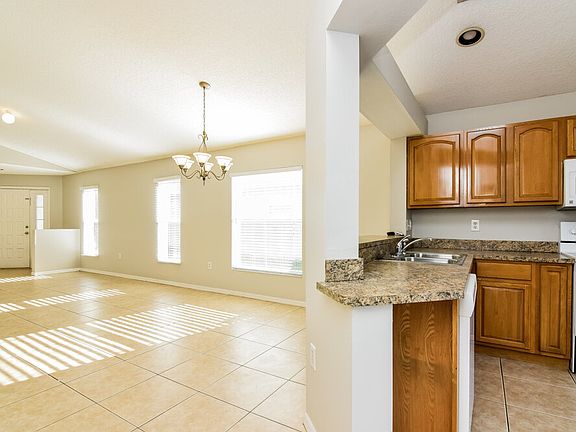 5th image of 10920 Brucehaven Dr