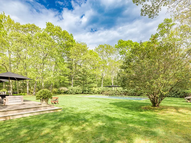 128 Three Mile Harbor Hc Rd — Photo 18