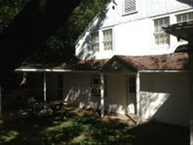 1st image of 2115 Oakhurst Cir #B