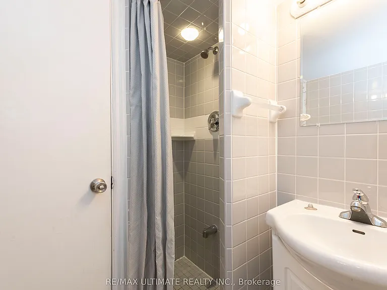 7 Joanith Dr — Photo 8