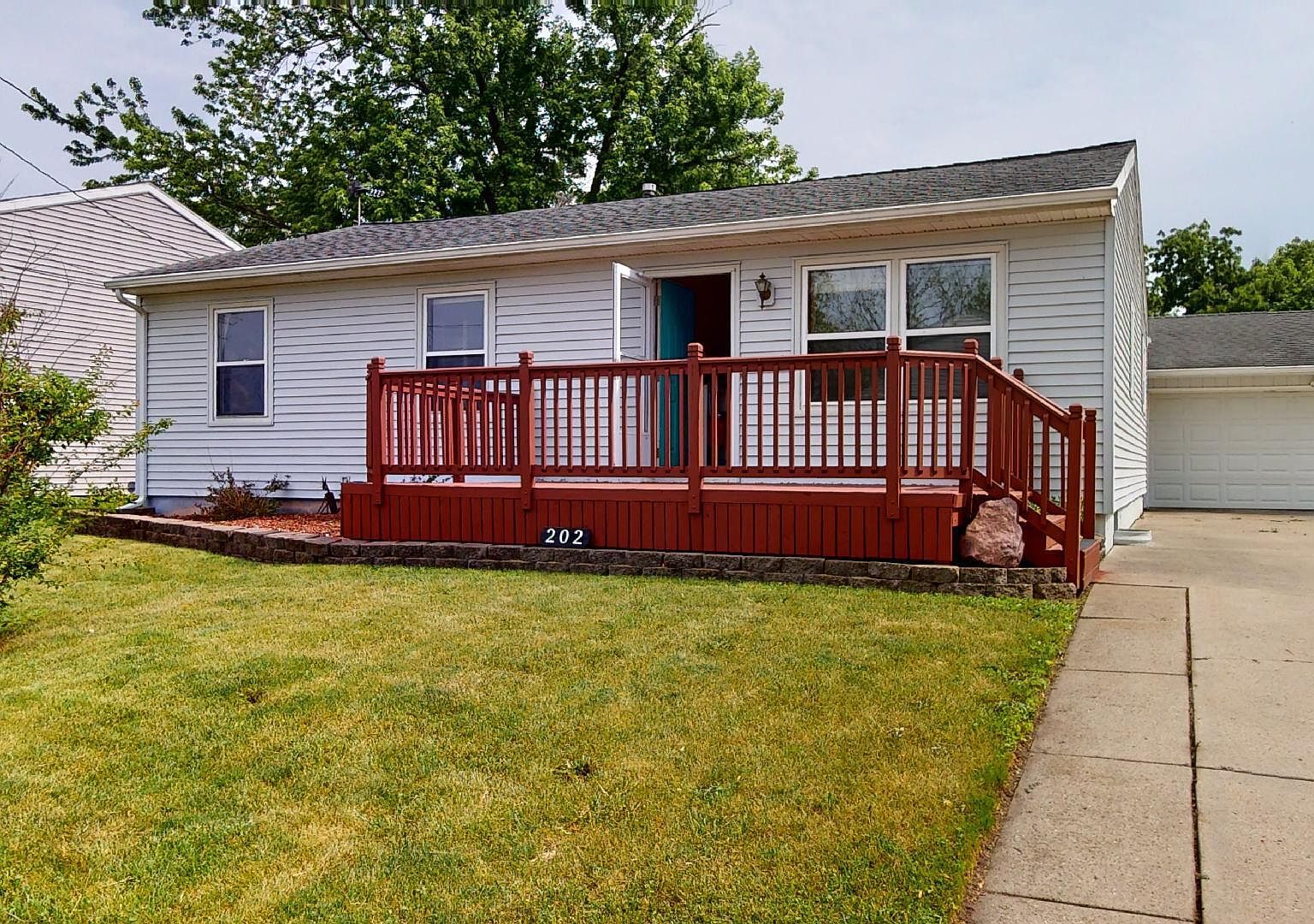 202 2nd St, Gilbert, IA 50105 Zillow