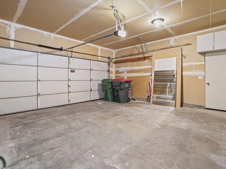 2955 W Stephanie Ct — Photo 43