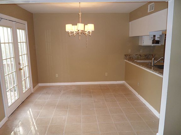 4th image of 5089 Brittany Dr