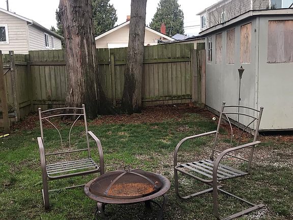 Fully fenced yard, ready for Spring BBQ's and Summer campfires