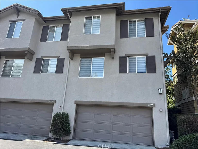 2271 Yarbough Dr — Photo 11