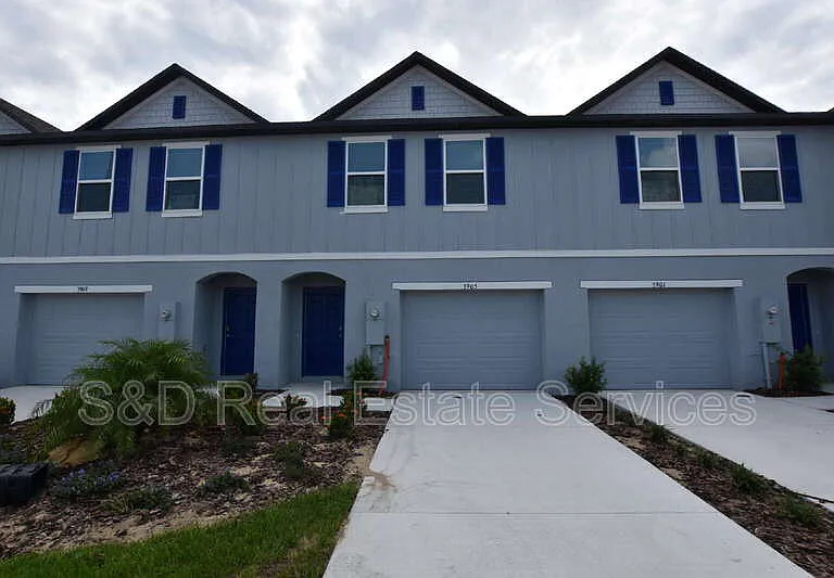 3905 Academia Ave — Photo 1