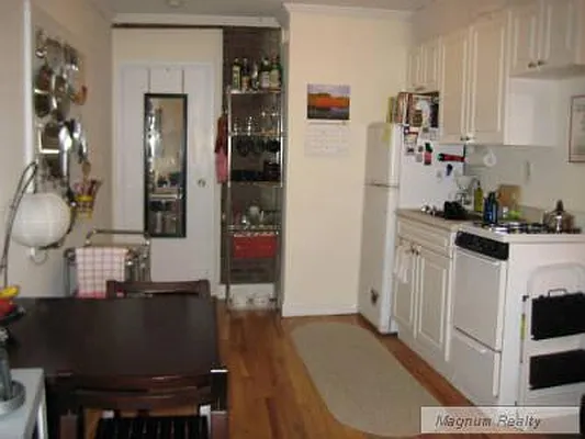 Rented by Magnum Realty Holdings, LLC | media 7