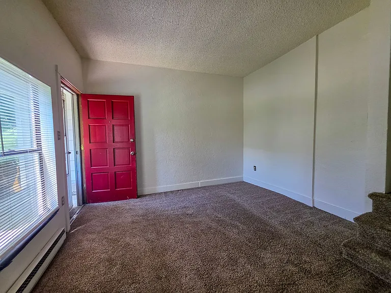 348 Collyer St #104 — Photo 3