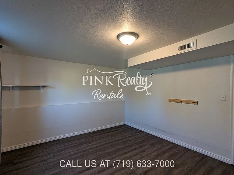 4026 Shelley Ave — Photo 23