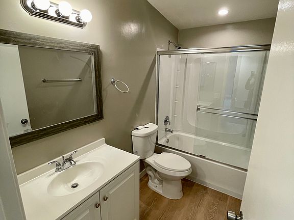 5th image of 2754 Hermosa Ave #10