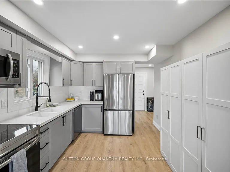 1120 Montgomery Dr — Photo 13