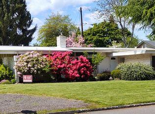 2990 Tomahawk Ln, Eugene, OR 97401