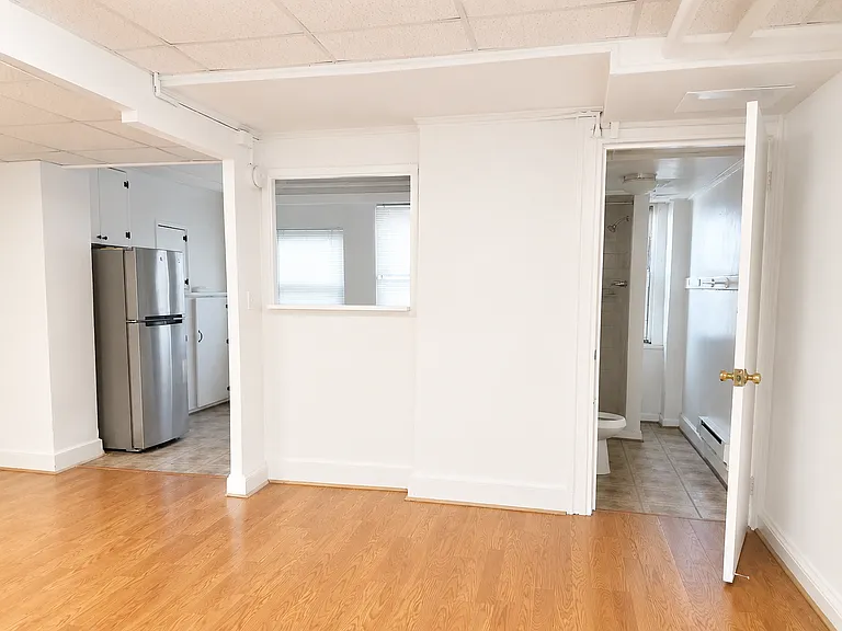 1205 Saint Paul St #2 — Photo 4