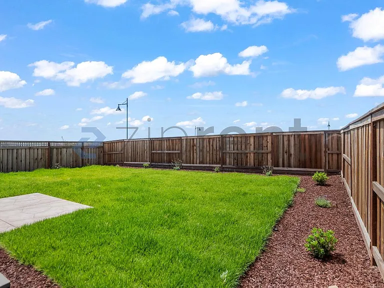 4638 Strandberg Ave — Photo 33