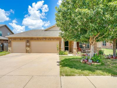 225 Rock Meadow Dr, Crowley, TX, 76036