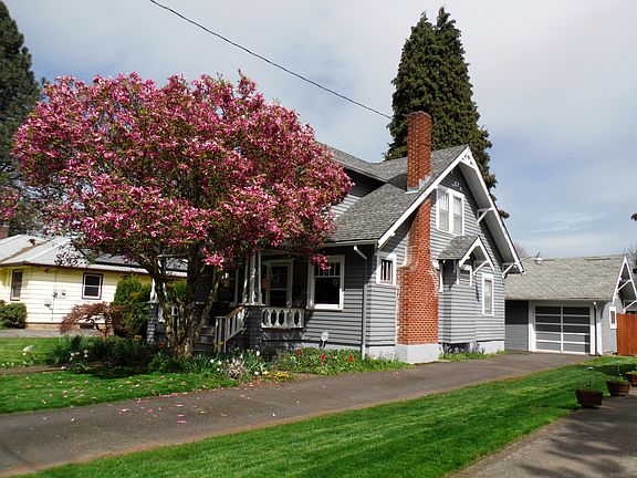 2nd image of 148 NE 6th Ave