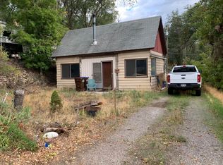 327 E 3rd St, Rifle, CO 81650