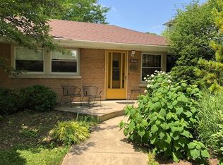 3840 Morton Ave, Brookfield, IL 60513