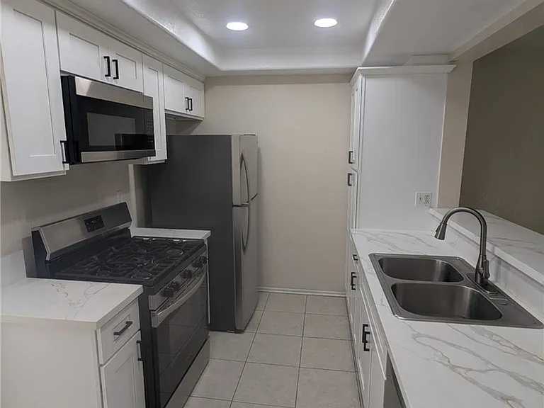 1460 Kendall Dr #26 — Photo 5