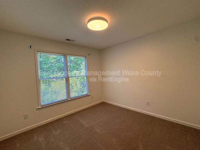 102 Powder Mill Ct — Photo 41
