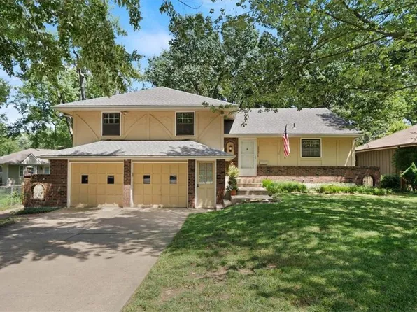 13301 Manchester Ave, Grandview, MO 64030