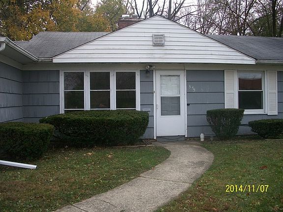 3rd image of 373 Indianwood Blvd