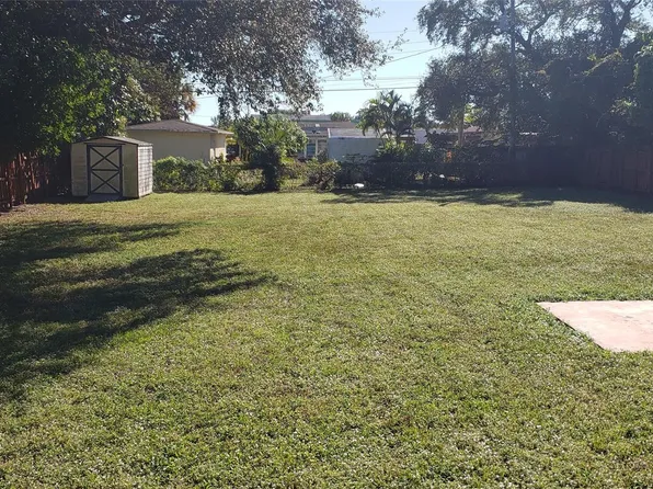 2426 S Fillmore Street, Hollywood, FL 33020