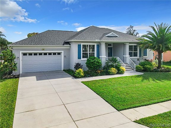 3rd image of 1117 SE Paradise Ave