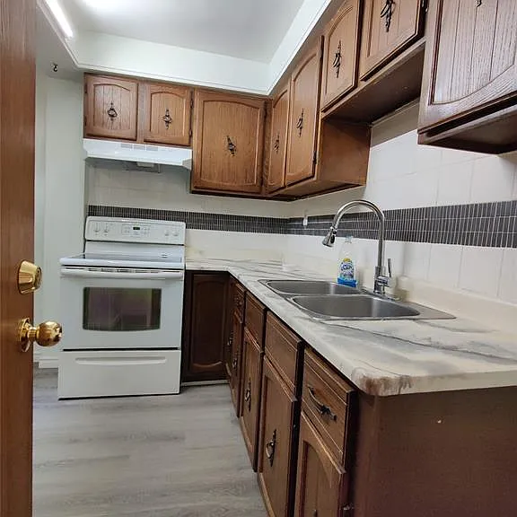 234 Brock St #1A — Photo 3